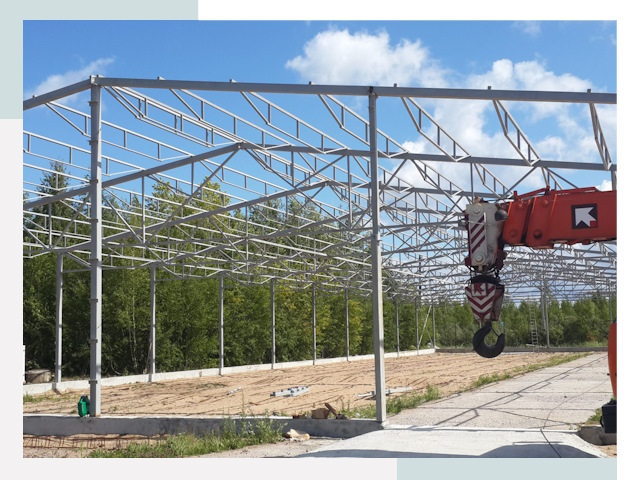 Строительство конюшен в Мирный от 607 руб. под ключ