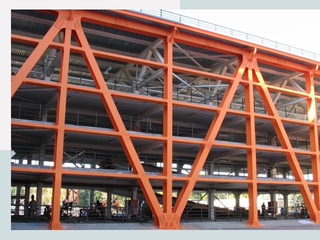 Многоуровневые паркинги в Мирный от 607 руб.