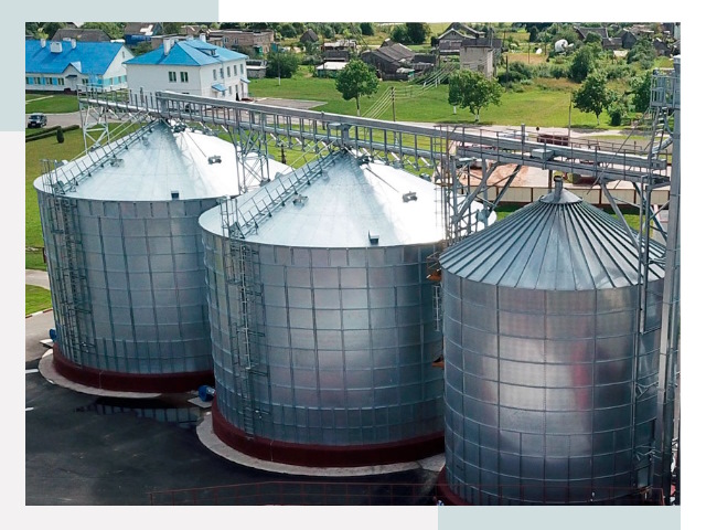 Металлические силосы в мирном