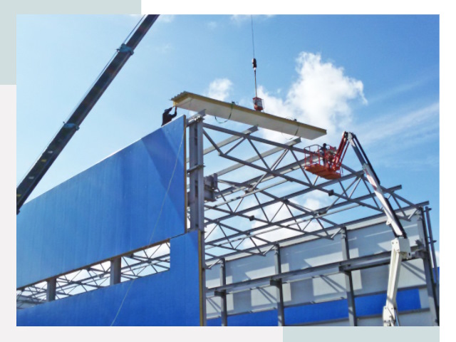 Монтаж сэндвич-панелей в мирном